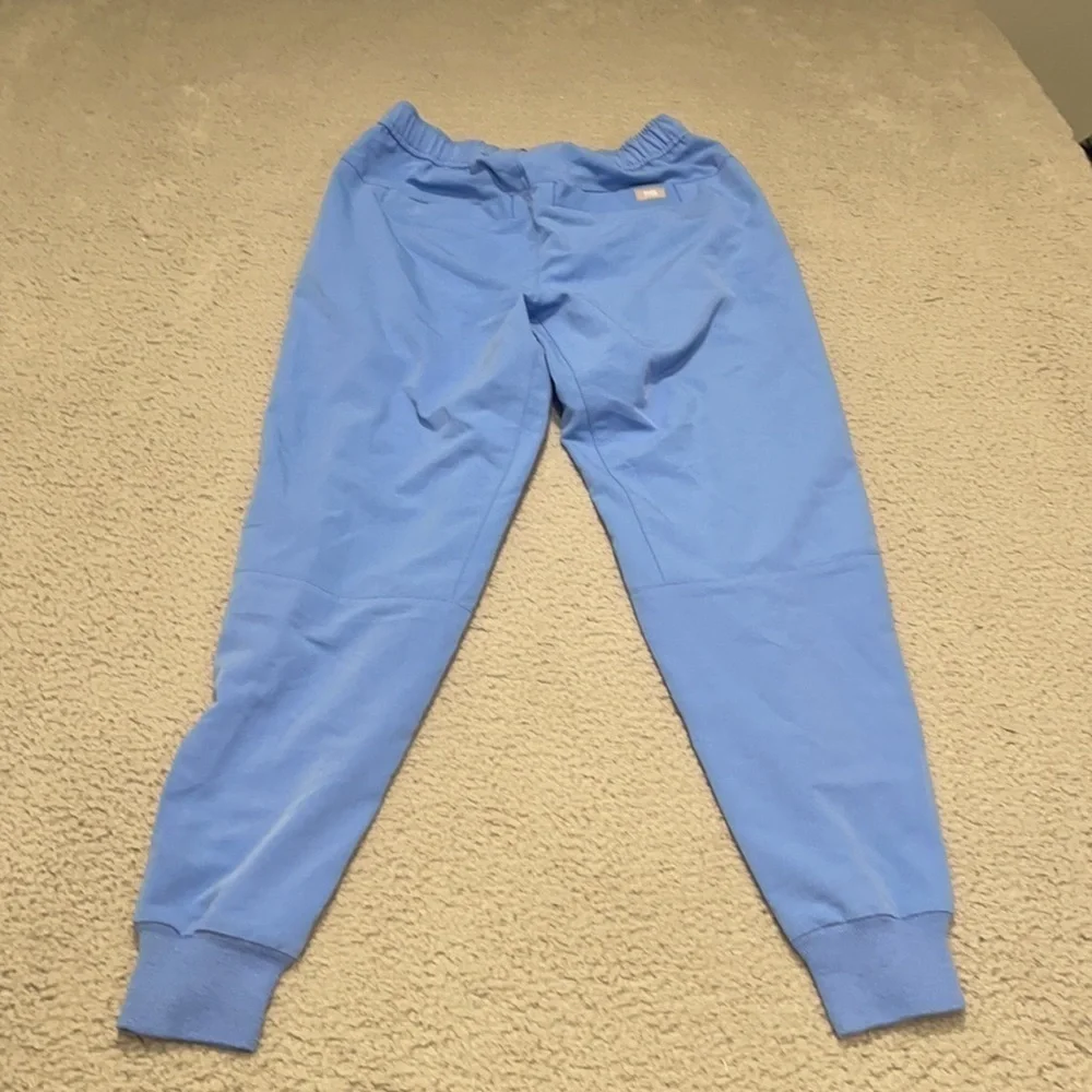 FIGS Tansen Jogger Scrub Pants for Men — Slim Fit, 5 Pockets, size XS